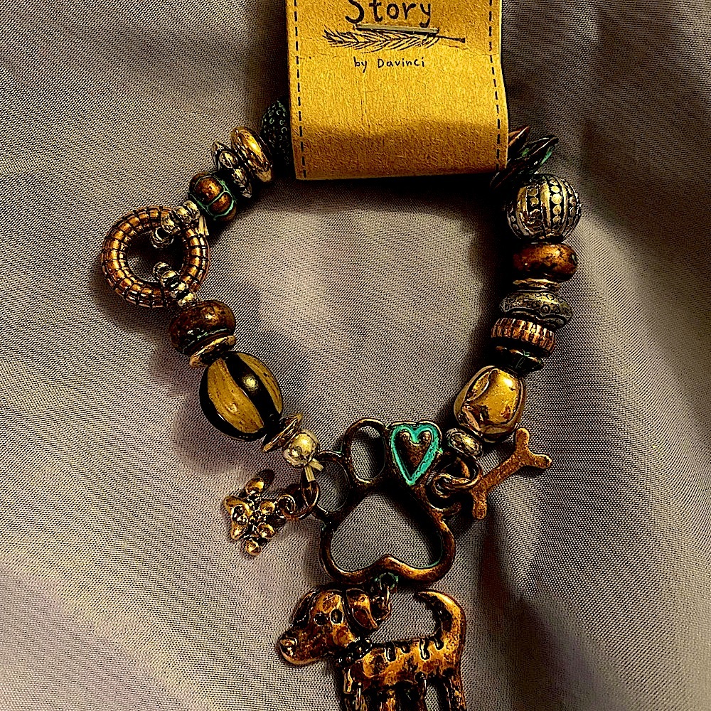 Story by DaVinci Charm Bracelet Dog Paw Adorable Adult Size - NWT